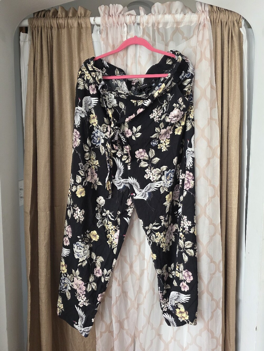 Torrid Size 2 Floral Crane Black Pull On Wide Leg Pants With Belt
